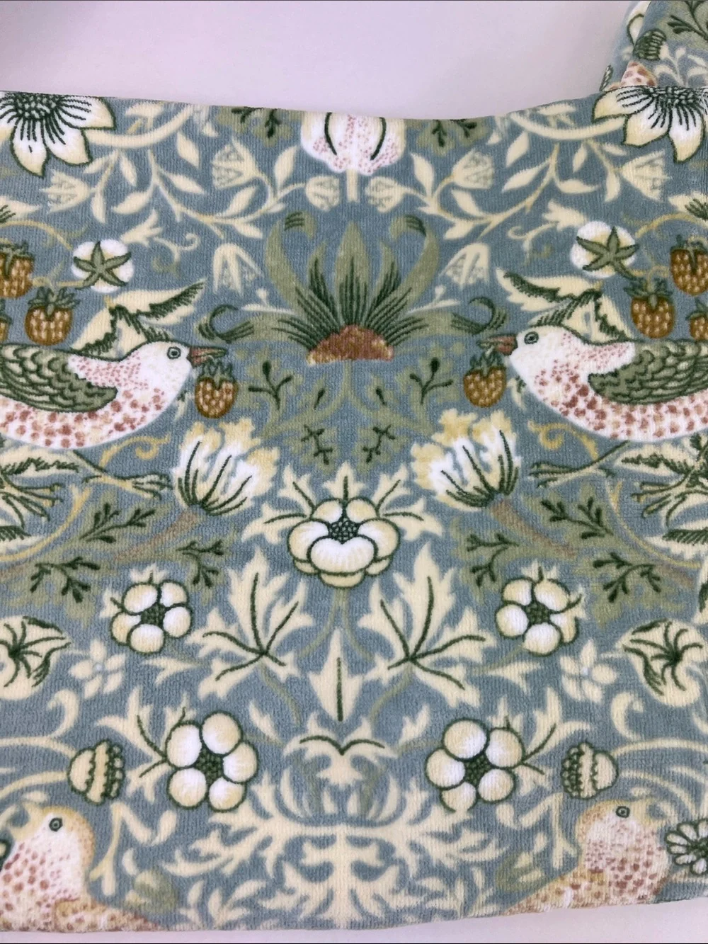 William Morris Co Bath Towels Strawberry Thief Green Velour 2 Pc Set NEW